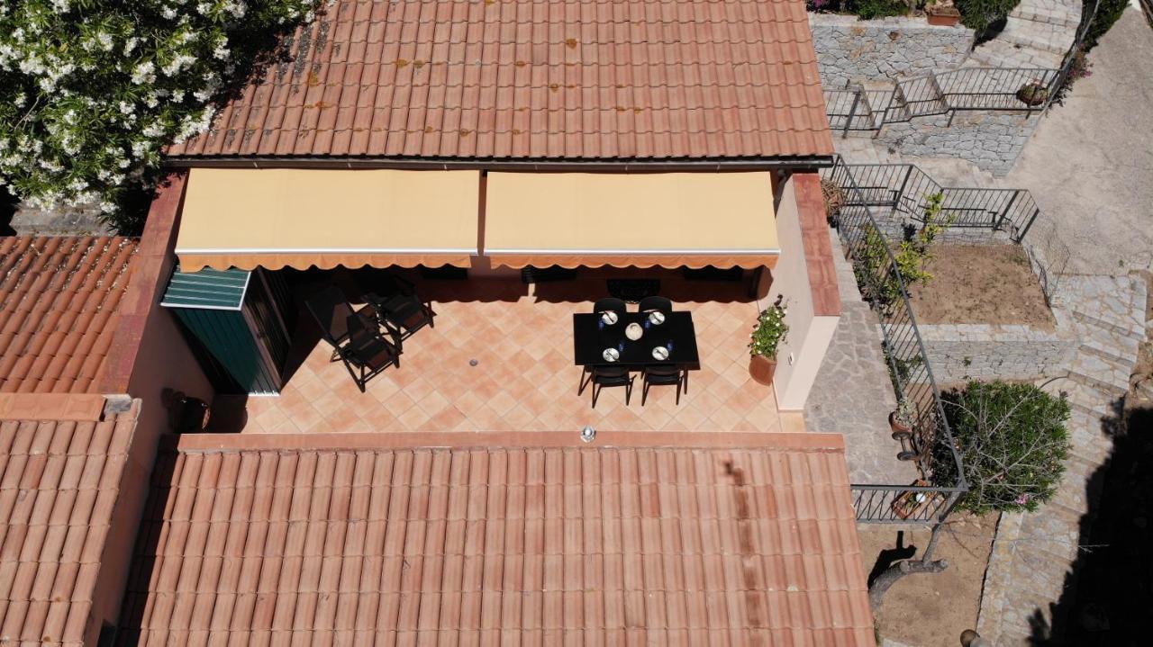 Route 25 - Cavoli - Vista Mare, Con Clima, Terrazza E Posto Auto Apartment Spiaggia di Cavoli Exterior photo